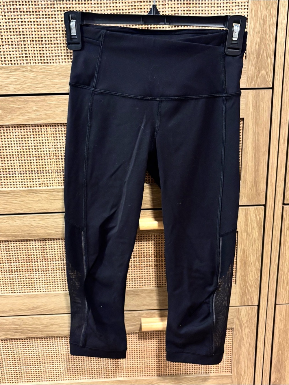 lululemon athletica Black Cropped Leggings